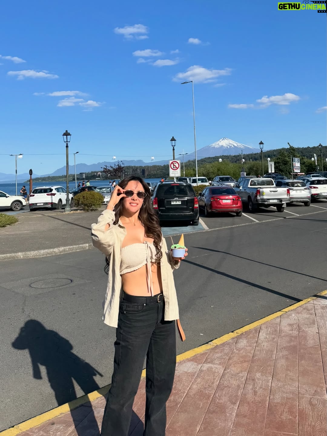Rosángela Espinoza - 3 Likes - Hice un poquito de todo: diversión, naturaleza y lago 🌊💚 Próximo destino: en proceso ✈️🙌🏻
¿A qué país viajarían si pudieran hacerlo ahora mismo? ✈️😍