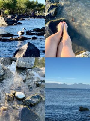 Rosángela Espinoza Instagram - Una tarde simple y hermosa en Villarrica ✨
Paseando por aquí, me regalé un clásico del verano chileno: mote con huesillo 🍑🥤, y terminé mojando mis pies en el lago 🌊 como siempre me gusta conectar con la naturaleza, disfrutando el momento y conociendo un poquito más de este lugar tan lindo. A veces, la felicidad está en lo más sencillo 💚🫶🏻