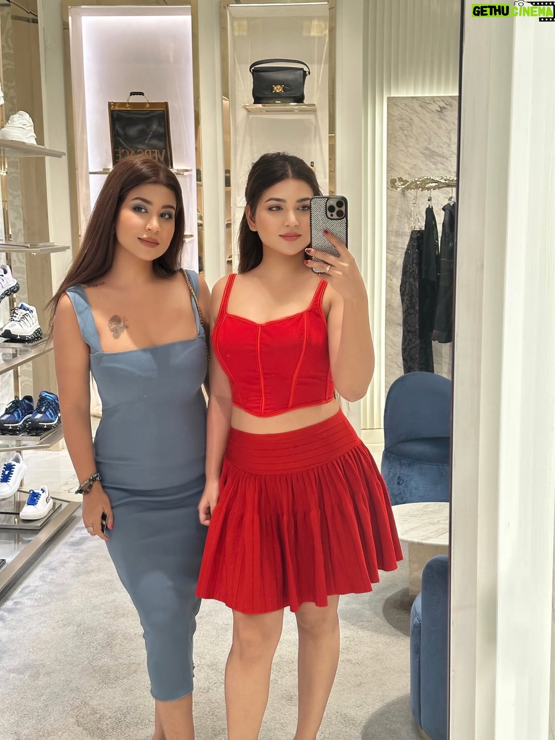 Rose Rawat - 12.7K Likes - HAPPY BDAY TO MY BEAUTIFUL SISTER 🎂❤️ @piyaarora15 
I’m so proud of the woman you are,Truly blessed to have you in my life. Our small fights, daily talks, and quiet support.
Always standing by each other, no matter what.
We are each other’s strongest pillars in every phase of life.
Stay happy always. God bless you you deserve everything life has to offer. 🤗

Life shaped us into who we are today, and we are proud of that.
We don’t know how to wear fake smiles or be someone we’re not.Maybe that’s why we don’t fit everywhere.
But when we stand together, nothing else is needed.
If the world ever steps away, your sister will always stand by you.👭❤️