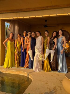 Rossana Nájera Instagram - ILY 💫💛✨
Nov.25 P&E
