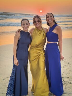 Rossana Nájera Instagram - ILY 💫💛✨
Nov.25 P&E