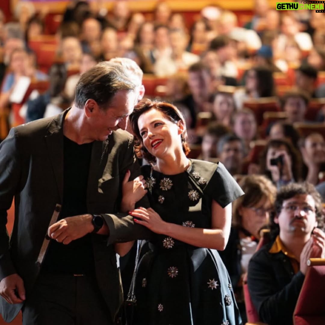Roxane Mesquida - 2.6K Likes - What an honor to present Que ma volonté soit faite (Her Will Be Done) directed by the incredible Julia Kowalski at @quinzainesdescineastes. Grateful to share this moment with such an amazing crew that I love so deeply. What a ride! ❤️🎥✨
@veninfilms @grandeoursefilms @what__the__films 
@mariaantoninaantuaneta @wojtek.skibinski @_dynio_ @psheztshelsky @evamalaf @durandjb34 @raphaelthieryacteur @laurence__cote 
And thank you to the glam team
@jamiecoombesmua for @diorbeauty @sarahdibonastudio 
@romaindurandhair for @dysonbeauty_fr 
@dicekayek 
@christianlouboutin 
@karolynel @elev8.on @agence_oz