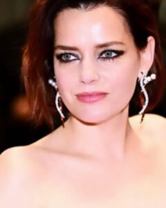 Actress Roxane Mesquida HD Photos and Wallpapers May 2025