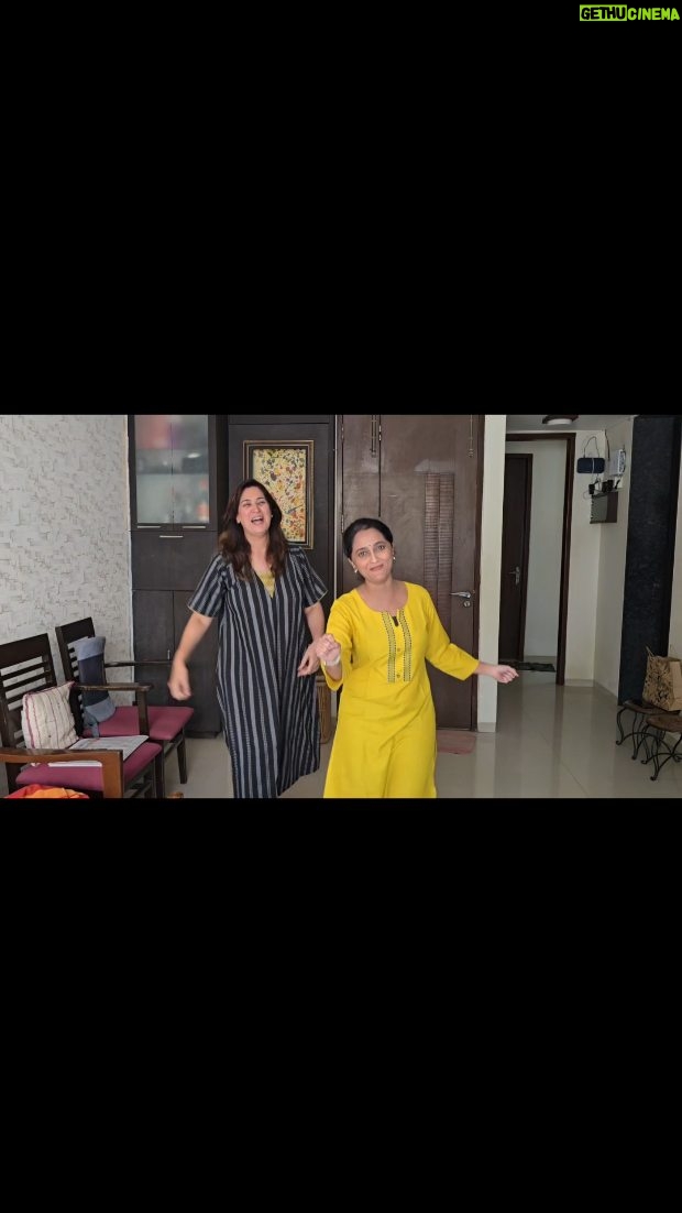 Rujuta Deshmukh - 9.1K Likes - "अगं बाई होच की...."

नवीन भाग येत आहे... उद्या शुक्रवारी दुपारी १२.३० वाजता 

Madness begins!!

#agabaihochki #reels #madness