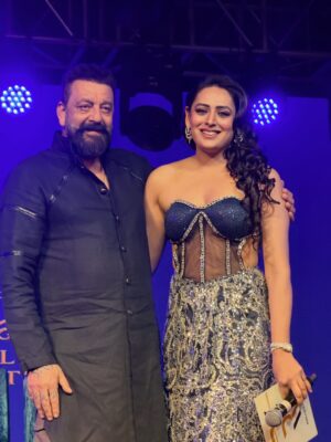 Rupa Khurana Instagram - With the most timeless star of bollywood - The Mahanayak who just looks fab as Khalnayak @duttsanjay
.
#sanjaydutt #dhurandar❤️🔥 #dhurandharmovie #sanjayduttstyle #sanjayduttwalk