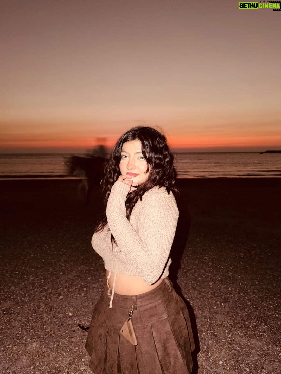 Rutuja Kamble - 2.4K Likes - 🐚🏖️