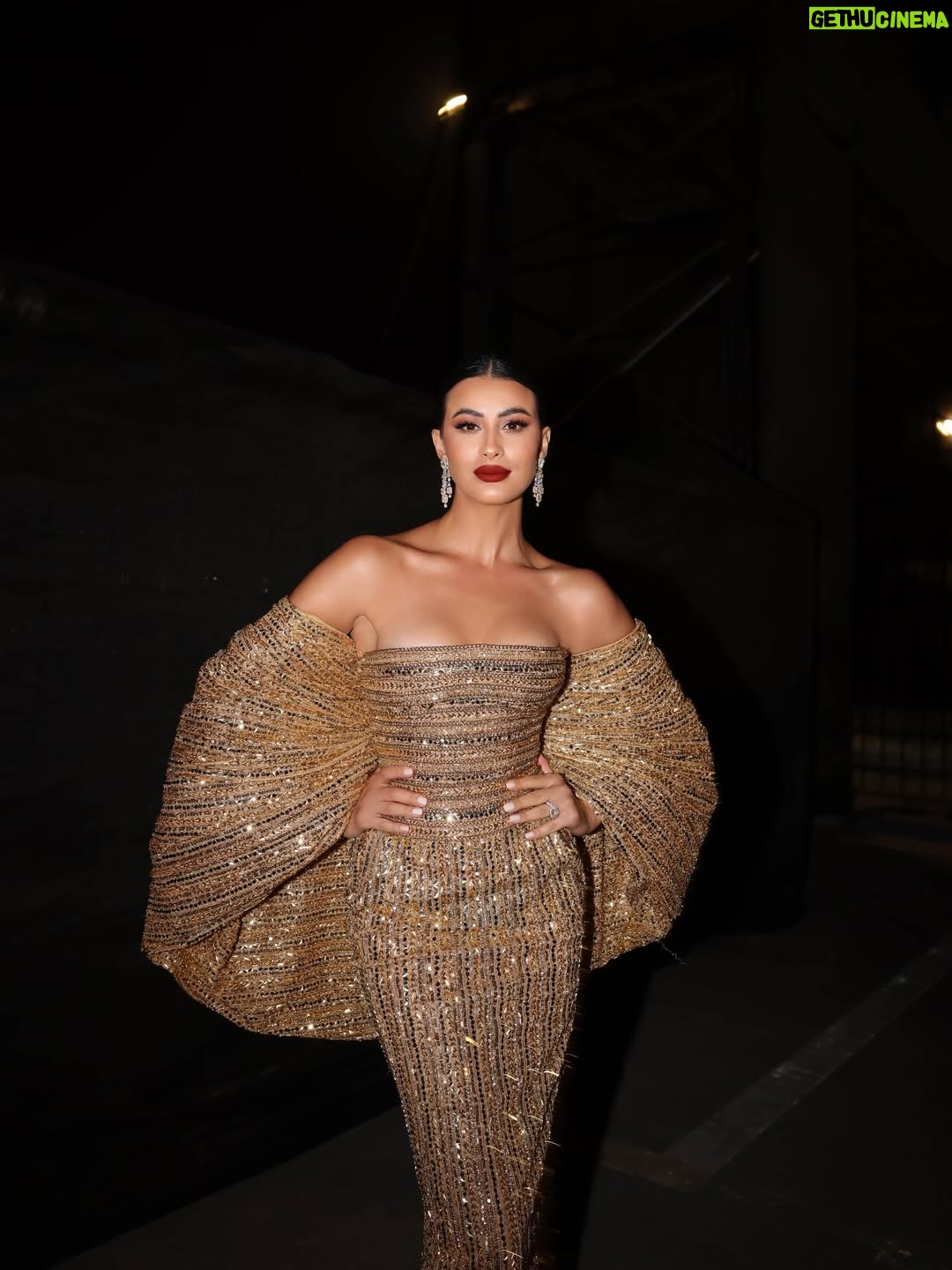 Rym Breidy - 28.5K Likes - My look for @joyawards 
#styledbyced @cedrichaddad 
Dress @georgeshobeika 
💎 @chopard 
Hair @georgeselmendelek 
Makeup @rehamkhalifaa  @charlottetilburyarabia 
📸 @lea.khneisser