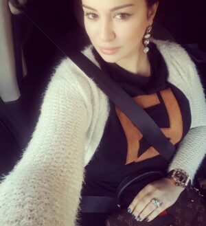 Rym Ghezali Instagram - On my way....big kisses my love😉😍😘
