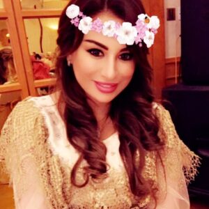 Rym Ghezali Instagram - Sabah el nour...nahrkoum tayeb