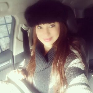 Rym Ghezali Instagram - ‏لا تكن كالجمل 🐫
‏ينحني ارضا حتى يركبه الناس 🤚🏼
‏.
‏بل كن كالنمر 🐅
‏لا اعلم ماذا يفعل‼ 🤔
‏بس ماشاء الله عليه سمعته حلوة الصراحه 👍🏼
‏

ههههههه😂😂😂😂😂😂ههههههههههه
😂🤣😎😍😆😆😆#rymghezali #happy#smile#algeria#love#fun#😁
