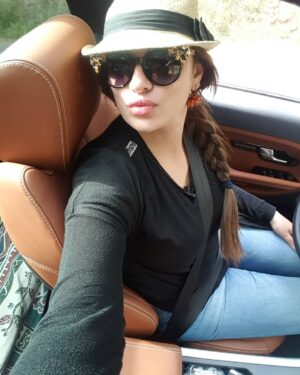 Rym Ghezali Instagram - 😎🤗😇