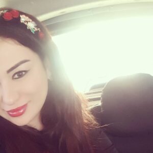 Rym Ghezali Instagram - ‏الراحة لا تعني أنّي أعيش حياة جميلة..
بل تعني أنّي أفرغتُ رأسي من كل شيء يزعجني.
صباح راحة البال والقلوب النقيّة إلى كل المُحبّين ❤️ #صباح_الخير