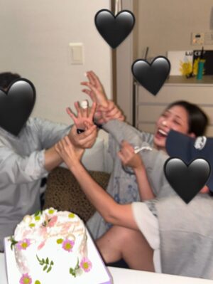Ryu Da-in Instagram - 냐하 사랑해❤️🖤❤️
slay birthday✌🏻