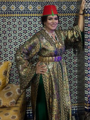 Saadia Ladib Instagram - هناك لحظات تقتسمها مع أناس ،تحبهم ويحبونك في الله ،تشعرك بالسعادة وتبقى في الذاكرة لا تنسى أبدا
ماكياج @makeup_armichi
كوافير @majdaahair
تكشيطة @negafa_armichi