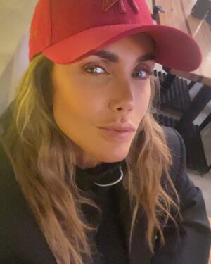 Sabine Moussier Instagram - Disfruta cada segundo ❤️#lacasadelosfamosos #lacasadeliafamososmx #teamsabine #sabinemoussier #sabine