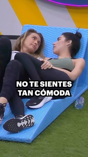 Sabine Moussier Instagram - ¿Un malentendido será el factor clave para que Sabine sea nueva integrante del cuarto mar? 😱 #LaCasaDeLosFamososMX

Lunes a viernes, 10:00 p.m. por #El5, domingos, 8:30 p.m. por #LasEstrellas y 24/7 por #VIX 📺📱