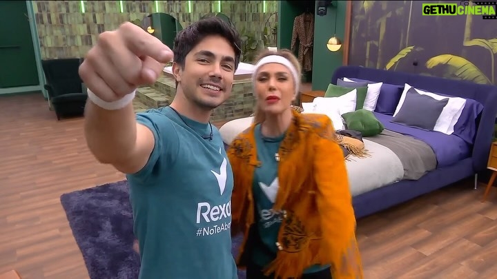 Sabine Moussier - 9.5K Likes - Sabine y Sian disfrutarán TOOOODA una semana de la suite del líder y aquí sus primeras reacciones ❤️‍🔥🤩 #LaCasaDeLosFamososMX