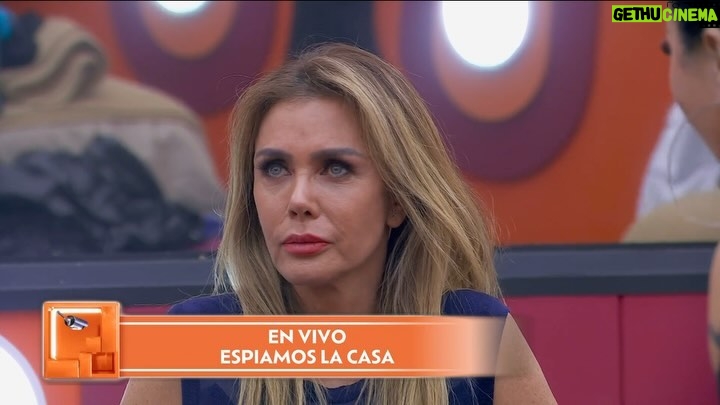 Sabine Moussier - 51.8K Likes - La nominación ha generado un malentendido entre Gomita y Sabine, ¿será factor para un cambio de Cuarto? 👀😰 #LaCasaDeLosFamososMX

Lunes a viernes, 10:00 p.m. por #El5, domingos, 8:30 p.m. por #LasEstrellas y 24/7 por #VIX 📺📱