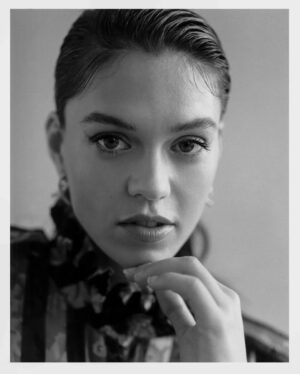 Sabrina Bartlett Instagram - 💓1883 Magazine💓
Shot by brilliant @rhysframpton 
Hair- @anastasiastylianou 
Makeup- @jacintaspencer 
Styling- @olgatimofejeva 
PR - @sarahjayner23 
@1883magazine 
#thelarkins #Bridgerton 
Link in bio to the full feature 😊