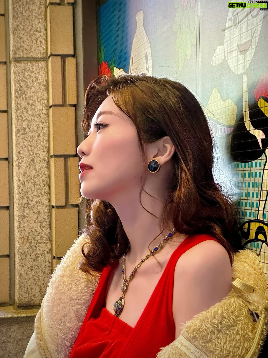 Sae Otsuka - 1.4K Likes - ✨速報✨

英国レインダンス映画祭正式認可の
姉妹映画祭
【Japan Indies Film Festival】 
#JIFF 2025 音楽ビデオ部門

 #全人類ヒューマノイド が
ノミネート🏆😳🎬✨

上映会に登壇させていただきました‼️‼️

Hair and makeup @tetsuyaokukawa 💄