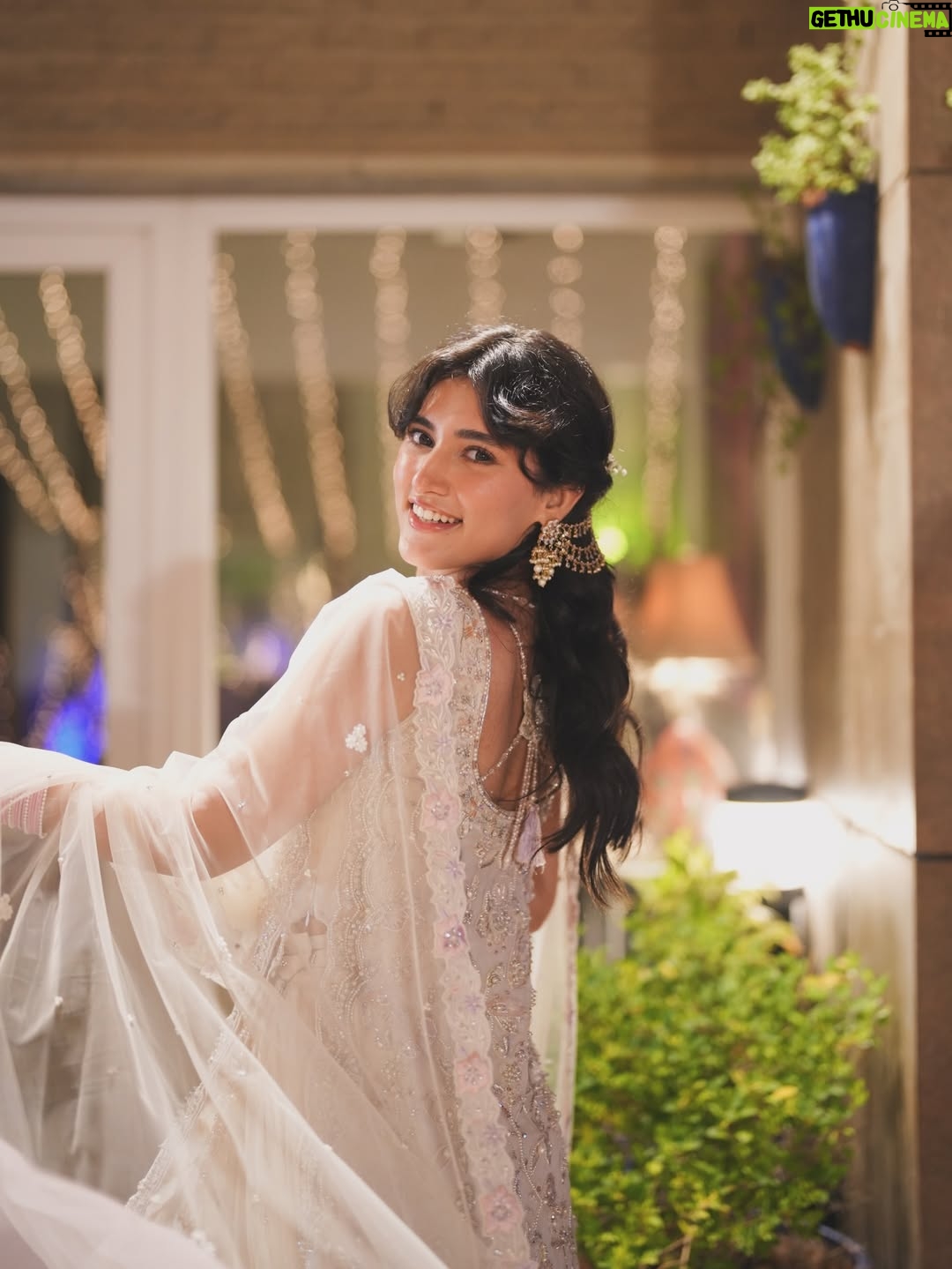 Sahar Hashmi - 111.7K Likes - Winter baddie but make it Desi 🦚🪔

Team 💞

@stylebylaibaaa @moirebyasma @zevargram @agoldstoryofficial @sanabutt54 @leadwalkofficial 

📸 2//beautiful candids @saifsheikh_photography_films 
first half @usmanisproduction.pk