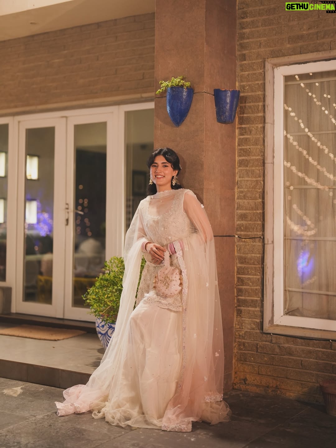 Sahar Hashmi - 111.7K Likes - Winter baddie but make it Desi 🦚🪔

Team 💞

@stylebylaibaaa @moirebyasma @zevargram @agoldstoryofficial @sanabutt54 @leadwalkofficial 

📸 2//beautiful candids @saifsheikh_photography_films 
first half @usmanisproduction.pk