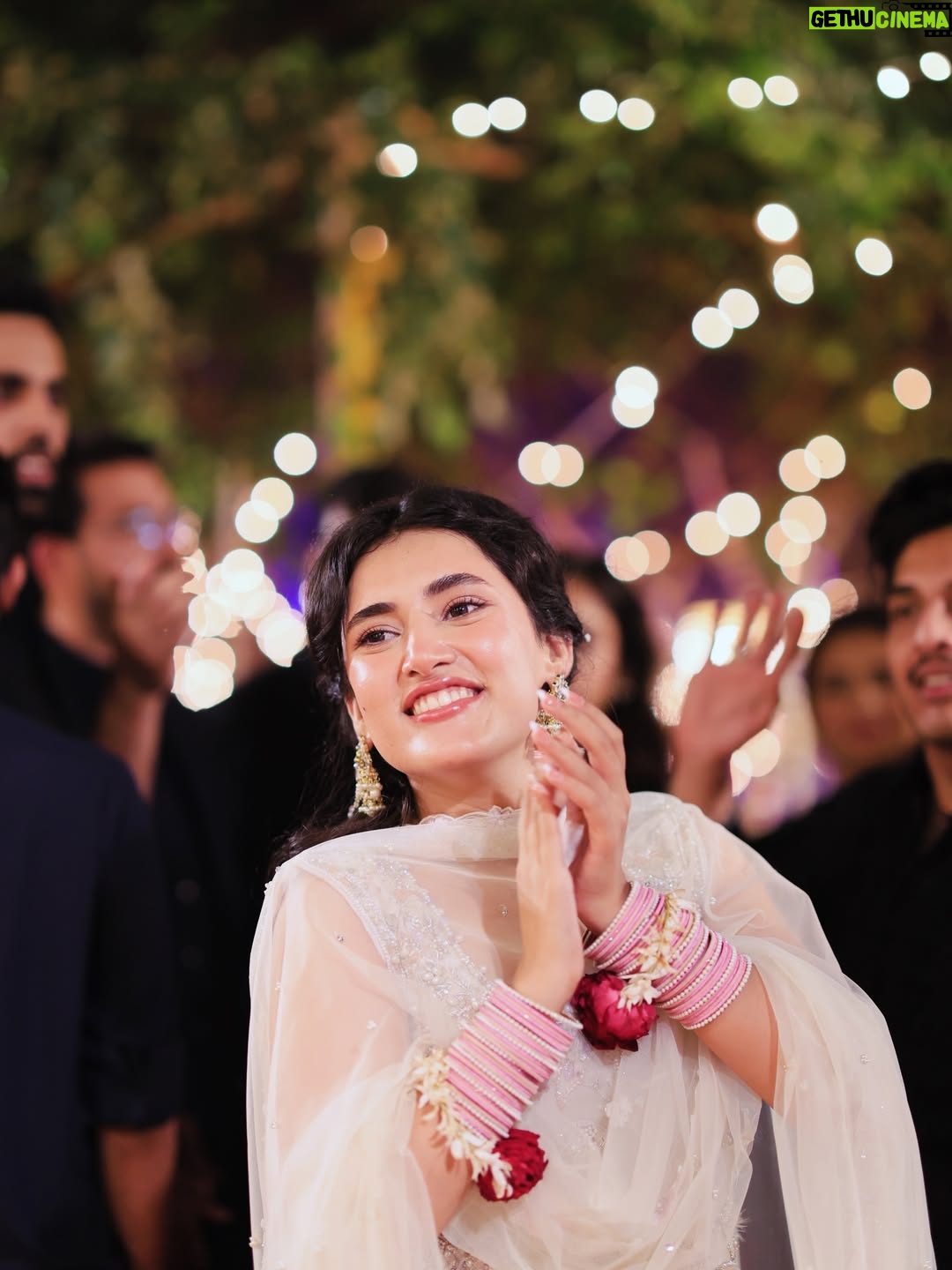 Sahar Hashmi - 111.7K Likes - Winter baddie but make it Desi 🦚🪔

Team 💞

@stylebylaibaaa @moirebyasma @zevargram @agoldstoryofficial @sanabutt54 @leadwalkofficial 

📸 2//beautiful candids @saifsheikh_photography_films 
first half @usmanisproduction.pk