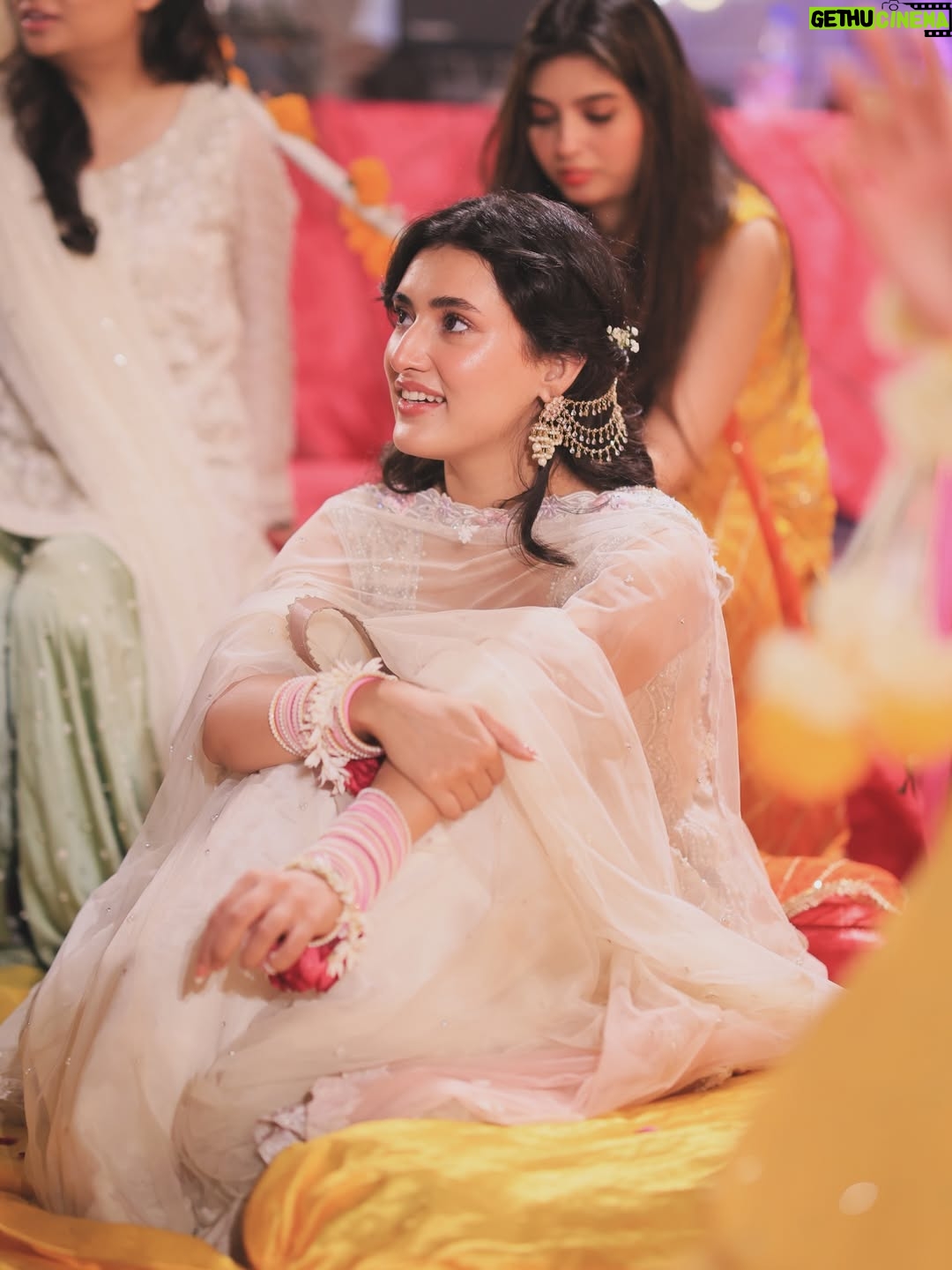 Sahar Hashmi - 111.7K Likes - Winter baddie but make it Desi 🦚🪔

Team 💞

@stylebylaibaaa @moirebyasma @zevargram @agoldstoryofficial @sanabutt54 @leadwalkofficial 

📸 2//beautiful candids @saifsheikh_photography_films 
first half @usmanisproduction.pk