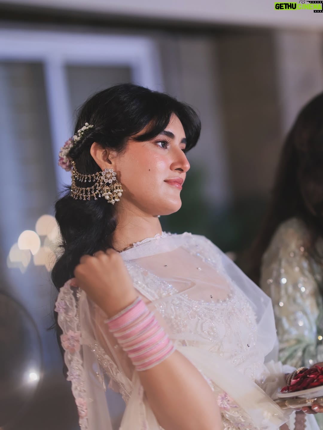 Sahar Hashmi - 111.7K Likes - Winter baddie but make it Desi 🦚🪔

Team 💞

@stylebylaibaaa @moirebyasma @zevargram @agoldstoryofficial @sanabutt54 @leadwalkofficial 

📸 2//beautiful candids @saifsheikh_photography_films 
first half @usmanisproduction.pk