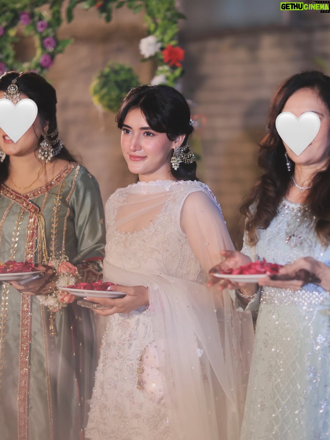 Sahar Hashmi - 111.7K Likes - Winter baddie but make it Desi 🦚🪔

Team 💞

@stylebylaibaaa @moirebyasma @zevargram @agoldstoryofficial @sanabutt54 @leadwalkofficial 

📸 2//beautiful candids @saifsheikh_photography_films 
first half @usmanisproduction.pk