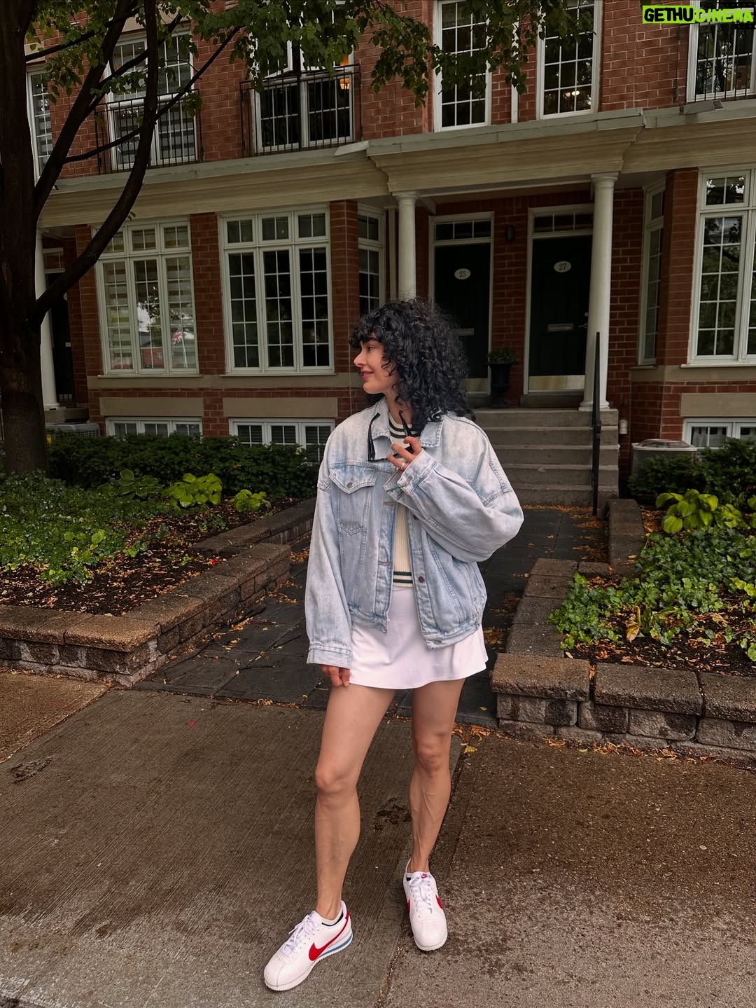 Saheefa Jabbar Khattak - 26K Likes - Serving with a smile, even through the tears, the meltdowns, the homesickness, and the ache of missing friends. Some days feel heavier than others, but I show up with heart, with hope, and with the quiet strength of knowing this too shall pass. 🌤️ #HomeAwayFromHome #toronto #cortez #InMyHeadIamSerenawilliams
