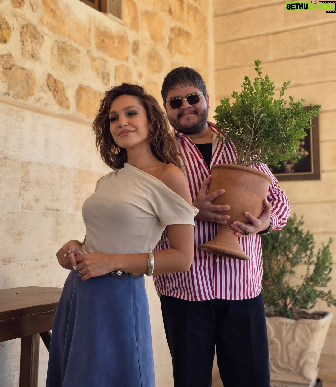 Sahra Şaş - 249.5K Likes - Günlerden bir set günü 
#uzakşehir