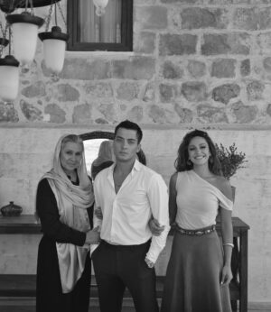 Sahra Şaş Instagram - Günlerden bir set günü 
#uzakşehir