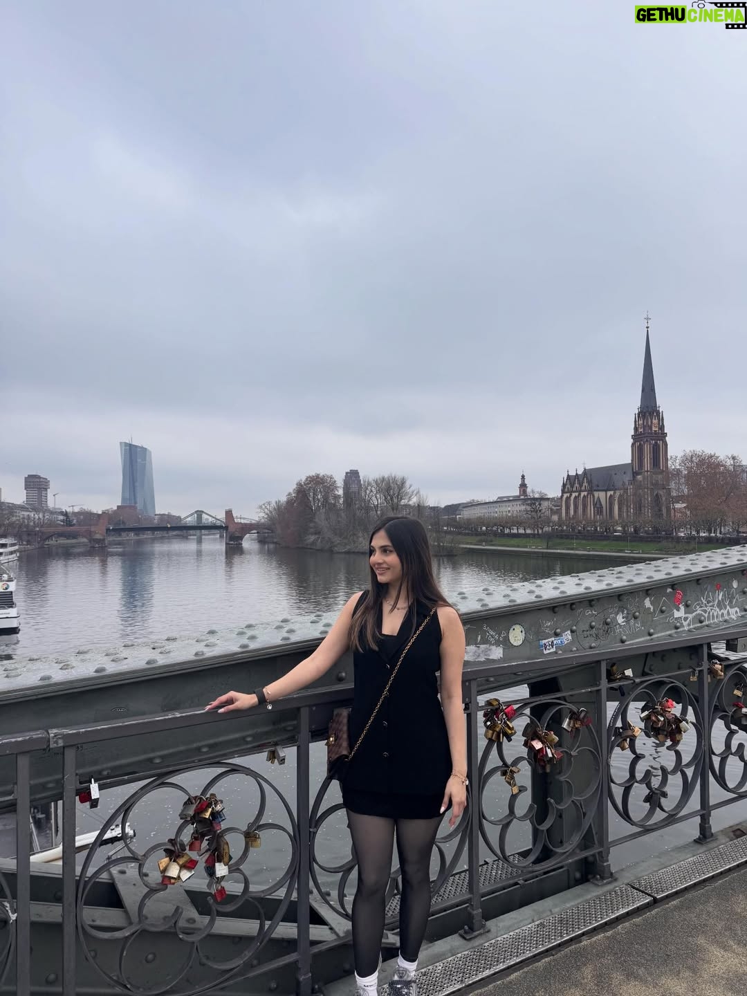 Sai Ramya Pasupuleti - 28K Likes - Missing the Frankfurt Christmas markets the lights, the warmth, the smell of mulled wine, and that slow winter magic ✨🎄
@visitfrankfurt #visitfrankfurt
@aviareps.india
#aviarepsindia
@parul_d07