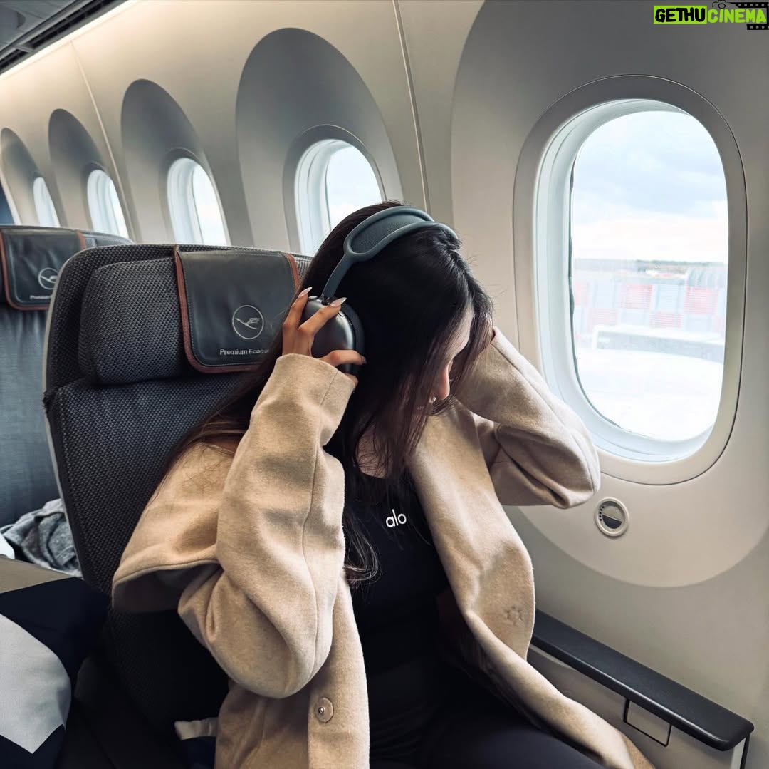 Sai Ramya Pasupuleti - 42.3K Likes - European winters were always on my bucket list. Now I’m literally living the Pinterest board 🤍
 Here with @lufthansa to explore Frankfurt, Germany! 
Can’t wait to share my entire experience w you all❤️❤️

#Lufthansa #LufthansaHyderabadToFrankfurt
#HyderabadToEurope #FlyDirectToEurope #LufthansaFrankfurtToHyderabad
#LufthansaPremiumEconomyClass 
#LufthansalnFlightEntertainment #LufthansalnFlightMeals
@visitfrankfurt #visitfrankfurt