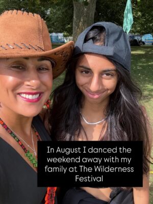 Saira Khan Instagram - 2025 came good. I faced many obstacles this year, and whilst I haven’t overcome them all I am still here smiling and forging ahead. There were many highlights every month which I cannot capture here, but at the end of the day I am grateful for another year of health, family, friends and my incredible customers and insta community who support my work . I love running my business and my products are my passion - I am grateful that I can work doing what I love ! Thank you from the bottom of my heart for all your support and love. Here’s to another year of building on our values, love, community and friendship. 

I am entering 2026 from a place of wisdom and positivity. 

Special thanks to @matchstickgroup @thejeremyvine @jeremyvineon5 @jasonvale @juicemasterretreats @thecotswoldretreat @nailsbykatherine_oxford @sharleenoldaker @saira.skin @bradleysimmonds @yourwellness360_ @serenadayslondon @awesomesupps @facethe_future @deessepro @drsabikakarim @skinmedicalclinics @oxfordhormoneclinic 

Wishing you all a very Happy New Year 🥳