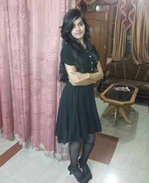 Sakshi Mihir Instagram - 2016 ki photos š„° mummy ne rkkhi hui thi šš #majorthrowback