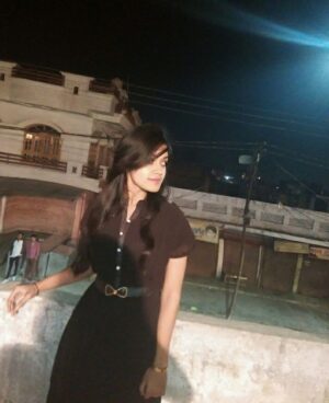 Sakshi Mihir Instagram - 2016 ki photos š„° mummy ne rkkhi hui thi šš #majorthrowback