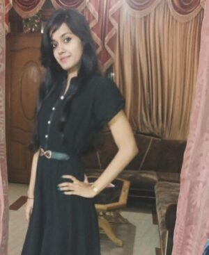 Sakshi Mihir Instagram - 2016 ki photos š„° mummy ne rkkhi hui thi šš #majorthrowback