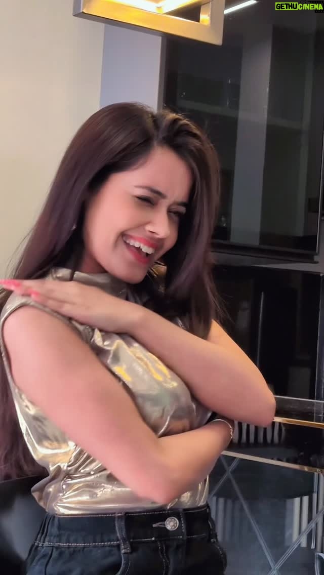 Sakshi Mihir - 9.9K Likes - 😈😈😈