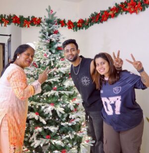 Sakshi Shrivas Instagram - Merry Christmas Everyone 🎄❤️
#family #christmas #merrychristmas❤️