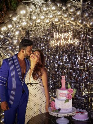 Sakshi Shrivas Instagram - Happiest birthday to my love, Miss Shrivas ❤️ Cheers to 26 🎉
Thankyou for being such a hardworking and inspiring partner I’ve learned so much because of you ❤️ the love that you give me is pure and i am truly grateful for that 💯💯💯
May God bless you with everything your heart desires and also you are the cutest ❤️
Baaki ki baat face to face kar Lunga 🤪🤪lobjuuuu ❤️
Guys wish my cutie and send her hearts ❤️❤️❤️❤️ also the more you slide the better it gets 💯🕺🏼.
📍- @roofberriesbandra
#birthday #missshrivas #sakshishrivas #couple #explorer #trend
