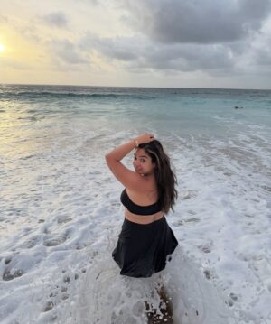 Sakshi sharma Instagram - Salwater heals Everything 🧿🤍🙏🏻
#Bali #livinginwithGG