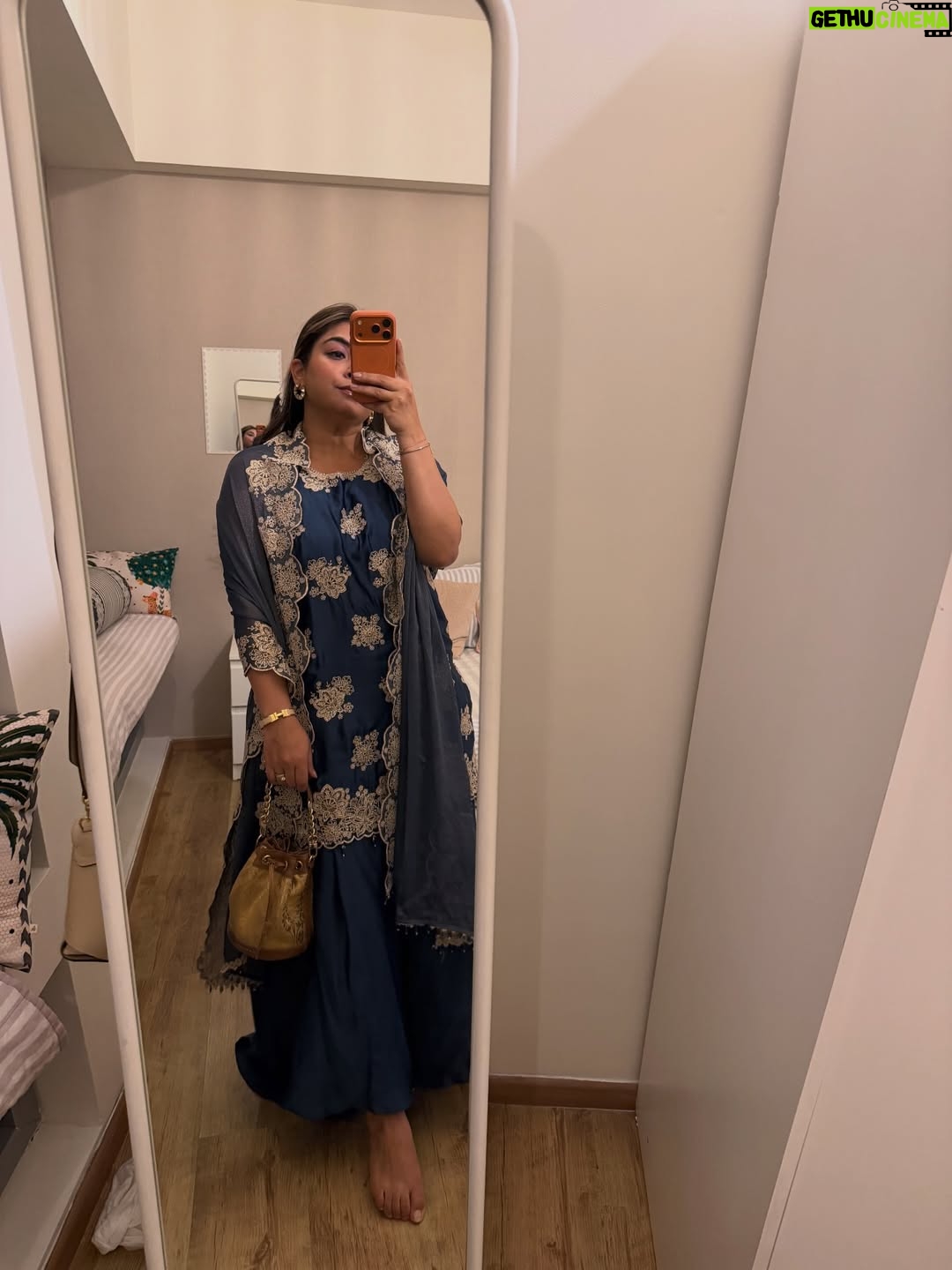 Sakshi sharma - 5.1K Likes - ਲੋਹੜੀ 🔥🥜🙏🏻 
13/01/2026 
Suit @shopmulmul 
#styledwithgumani #livinginwithGGandP