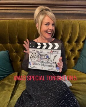 Sally Lindsay Instagram - So tonight is the night!
8pm @channel5_tv #madameblancmysteries Xmas special at 8pm
Followed by my Trip down Xmas memory lane with my Xmas quiz night at 10pm .
Merry Christmas 🎅🏻 ❤️
@channel5_tv @acorn_tv @madameblancofficial @saffron_cherry @clapperboard_st