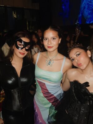 Sam Cruz Instagram - halloweekend 🎃🐈‍⬛