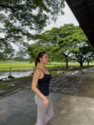 Sam Cruz Instagram - beautiful mornings 🌳