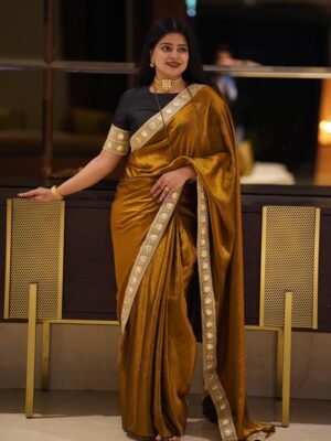 Samata Amin Instagram - Wearing @alara.wearyourstory ❤️
Jewellery @nazakathbyrupsath ❤️

Captured by @cjd_photography06 

#samataamin