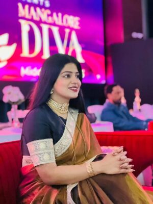 Samata Amin Instagram - Wearing @alara.wearyourstory ❤️
Jewellery @nazakathbyrupsath ❤️

Captured by @cjd_photography06 

#samataamin