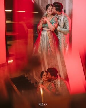 Samata Amin Instagram - The mehendi evening — we danced, we laughed, and made memories for a lifetime. 💚🧿

Captured by @kiranproductions.in 
Event by @frolix_events_ 
Location @royaldreams_surathkal 
Outfit by @mantra.ixe 
Jewellery by @nazakathbyrupsath 
MUAH @kanchanashettymakeupartist @makeupmagicbydeekshashetty 

#vinsam 
#weddingsaga